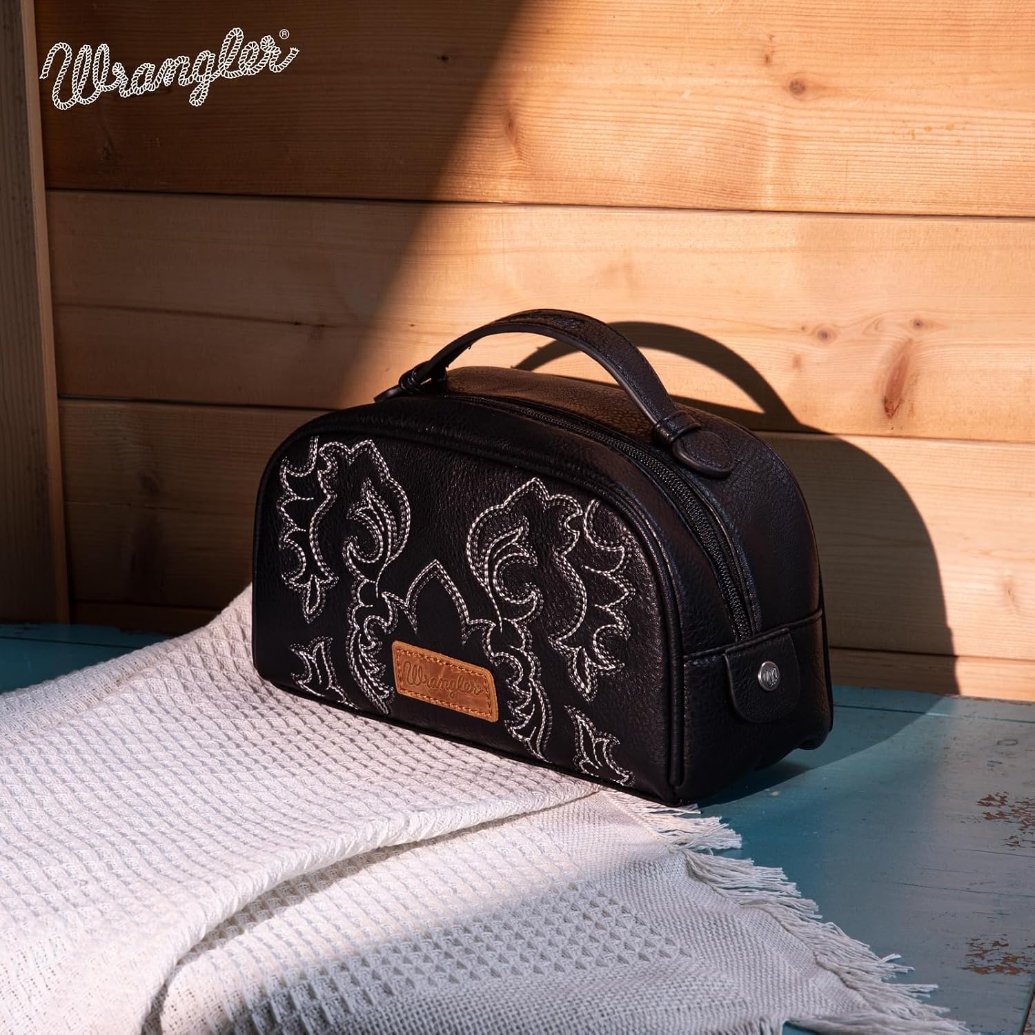 image:imageMontana West X Wrangler Makeup Bag Travel Cosmetic Bag Small Western Toiletry Bag for Women Organizer for Toiletries Accessories Travel EssentialsLeopard WGHB22111901LPBKBlack145