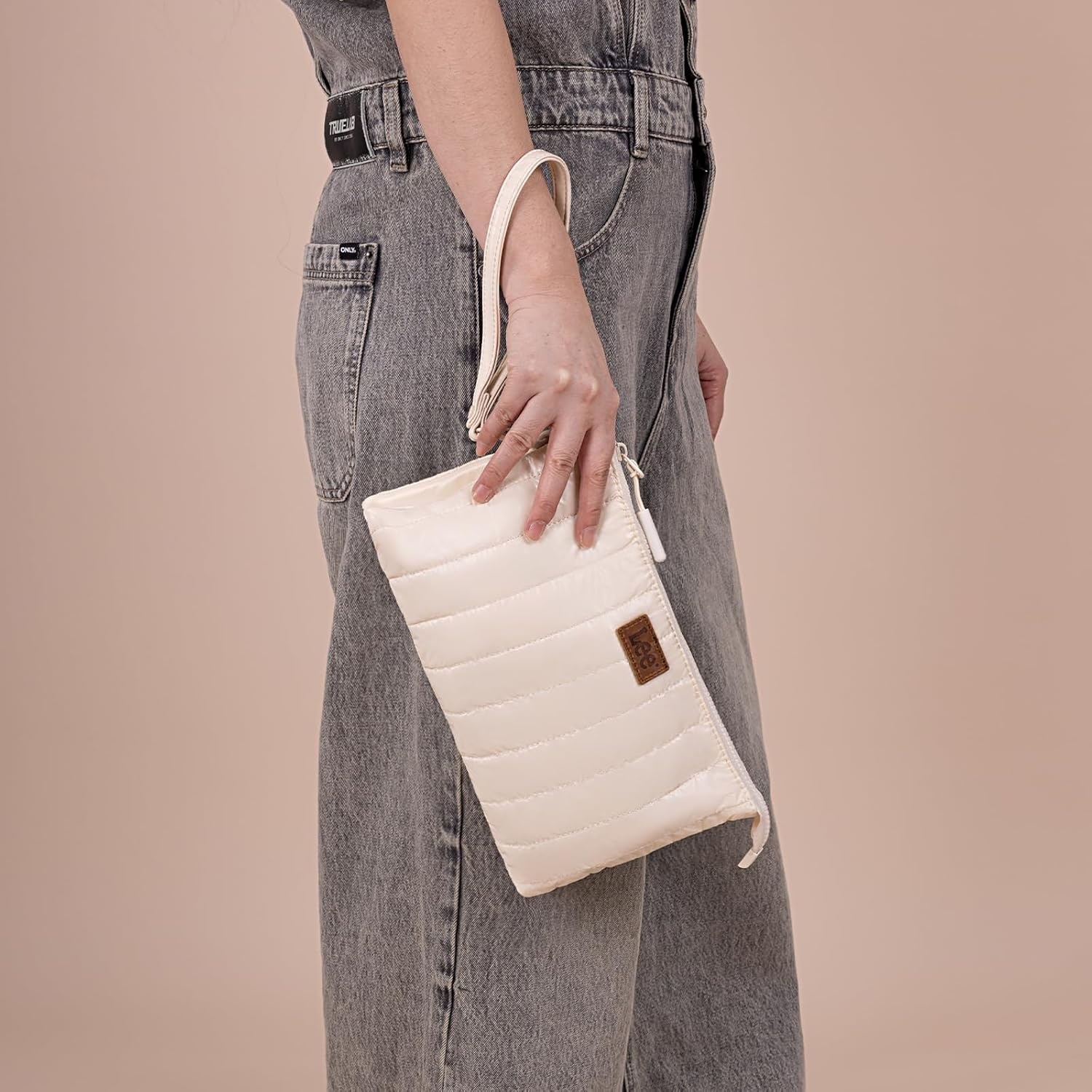 image:imageMontana West x Lee Large Wristlet Purse for Women Quilted Puffer Clutch Slim Wallet Handbags Holder Cell Phone OrganizerBeige