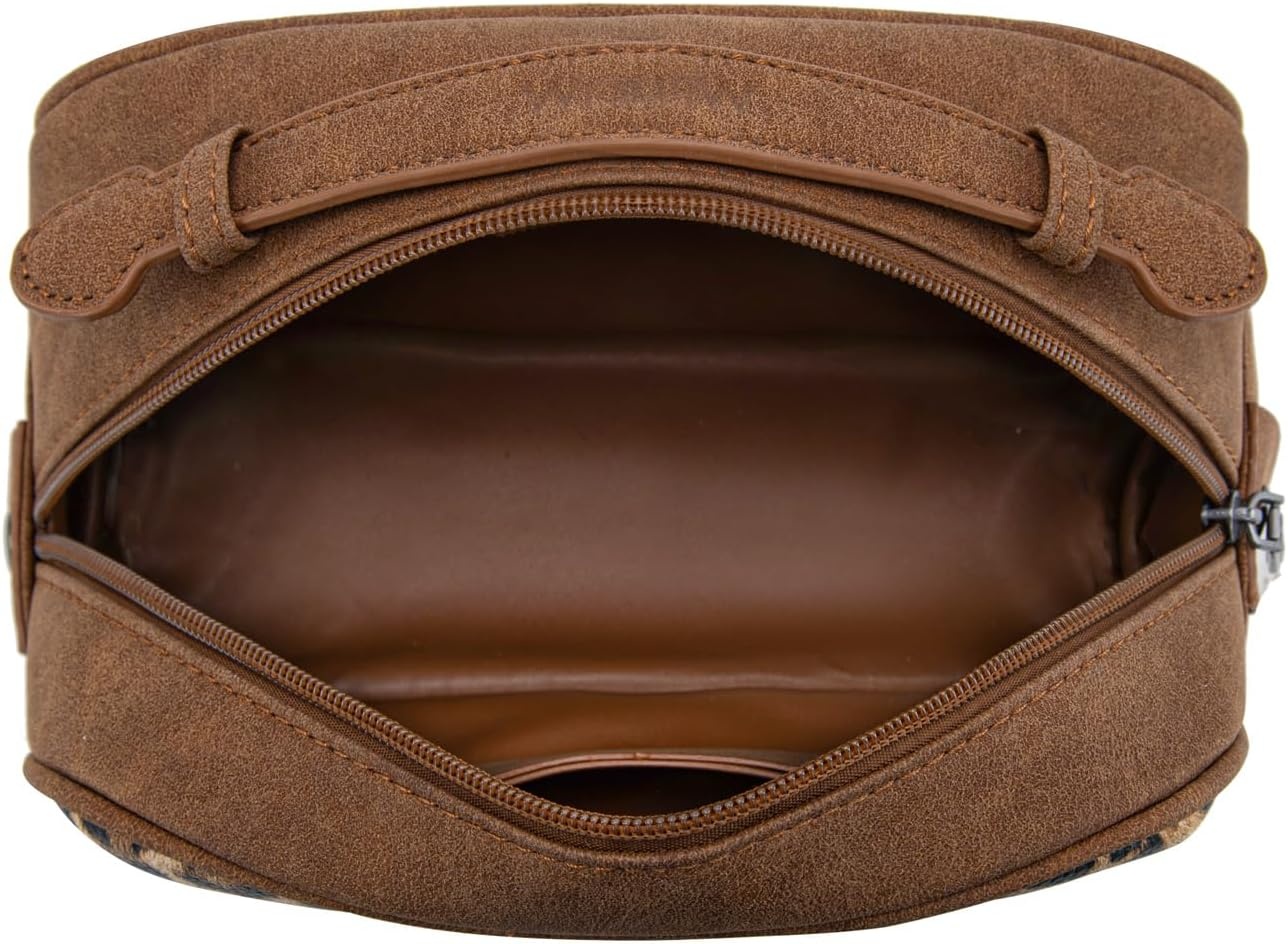 image:imageWrangler Makeup Bag Western Travel Cosmetic Bag for Women Toiletry BagSleopard brown